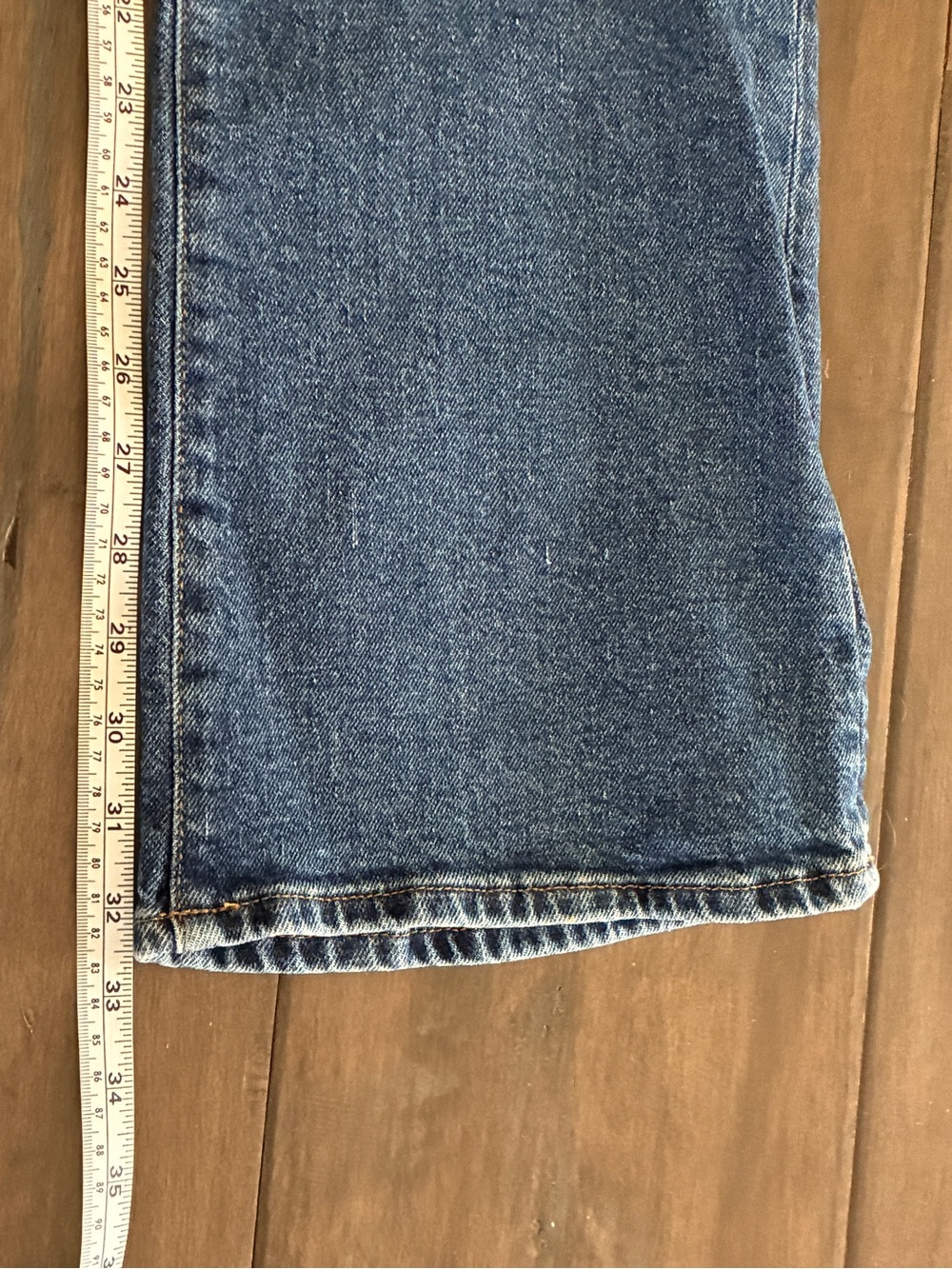 Good American Good Classic High Rise Flare Jeans in Blue Medium Wash - Size 8 - Picture 11 of 15
